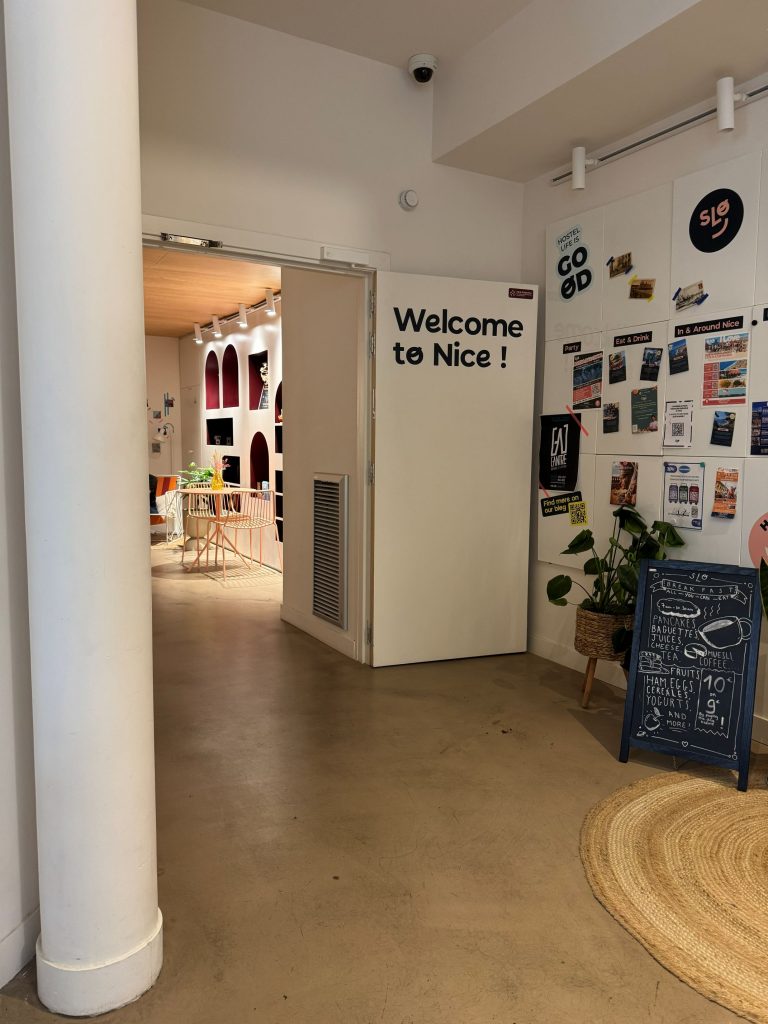 SLO Hostel Nice